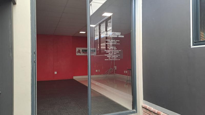 To Let commercial Property for Rent in Walmer Eastern Cape